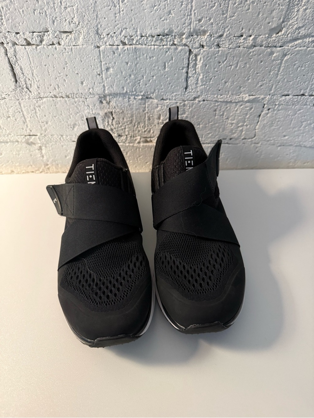 TIEM slipstream cycling shoes with spd cleats
